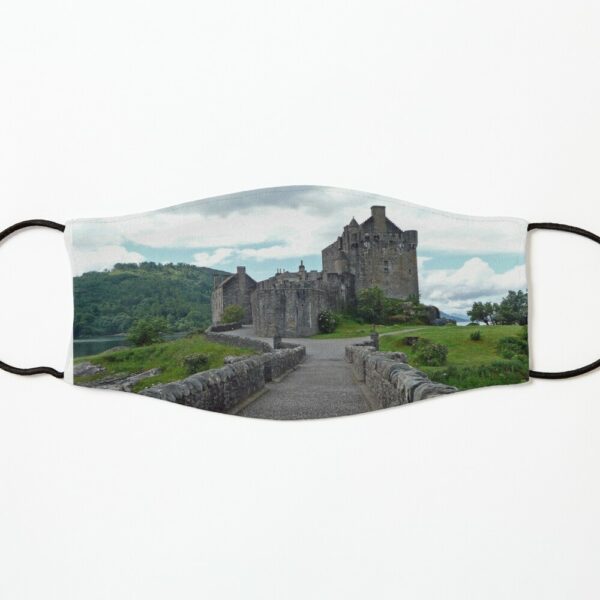 634 Eilean Donan Castle Photo 2 Mask